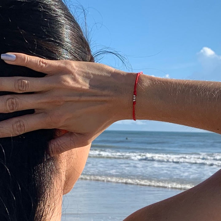 red string solid gold bead ball - Luck Strings