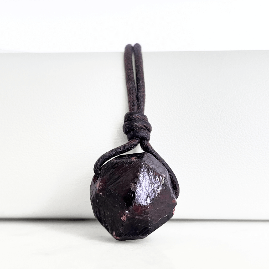 Raw Garnet OOAK Gemstone Pendant Necklace - Earthy Elegance by Luck Strings.