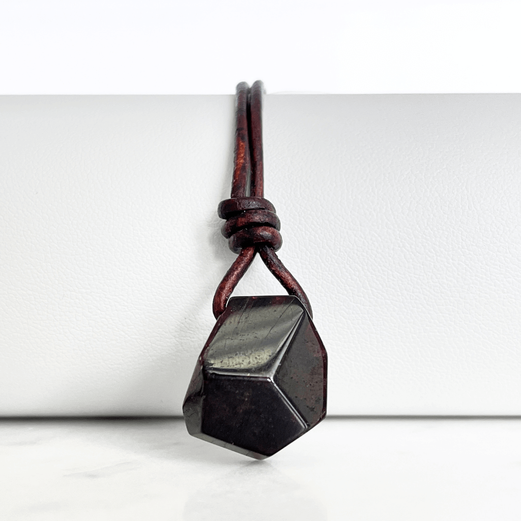 OOAK Garnet Gemstone Pendant Necklace - Fiery Elegance by Luck Strings.