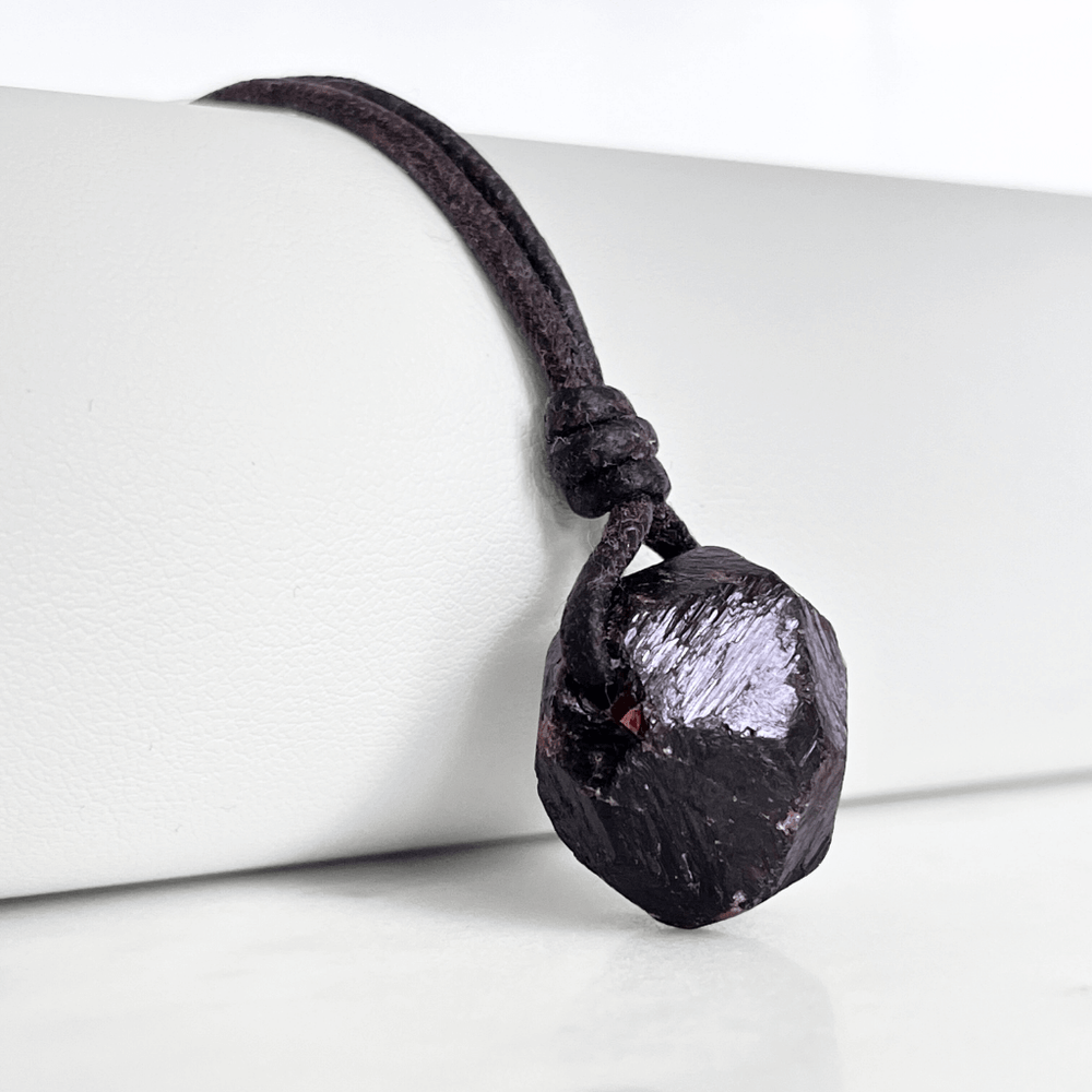 Raw Garnet OOAK Gemstone Pendant Necklace - Earthy Elegance by Luck Strings.