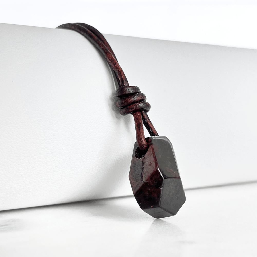 OOAK Garnet Gemstone Pendant Necklace - Fiery Elegance by Luck Strings.