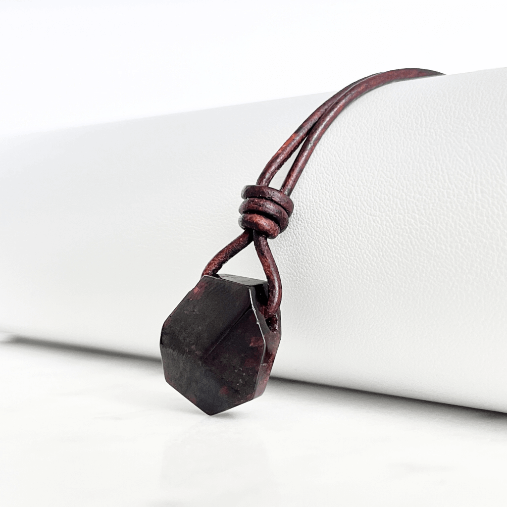 OOAK Garnet Gemstone Pendant Necklace - Fiery Elegance by Luck Strings.