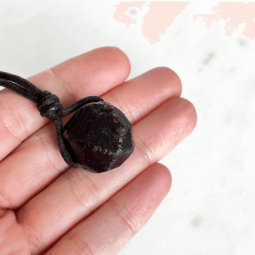 Raw Garnet OOAK Gemstone Pendant Necklace - Earthy Elegance by Luck Strings.
