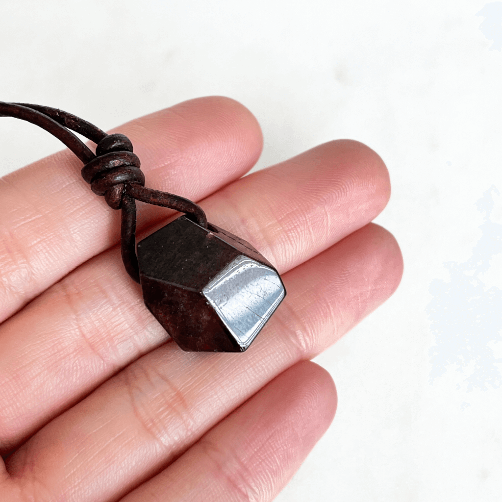 OOAK Garnet Gemstone Pendant Necklace - Fiery Elegance by Luck Strings.