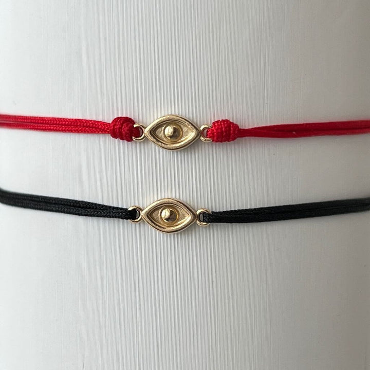 Adjustable macrame knots to fit most wrist sizes.