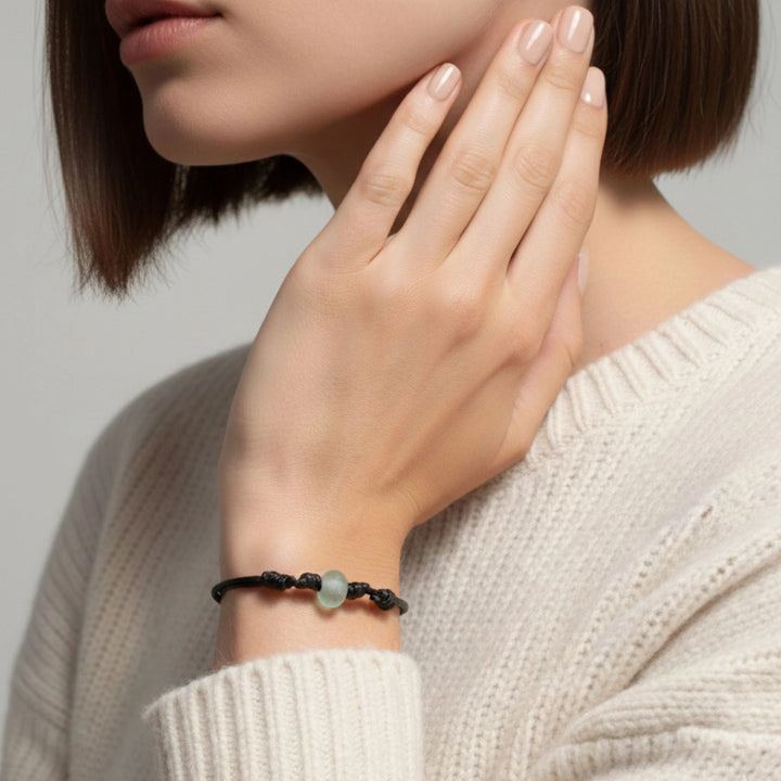 Recycled glass bracelet women with short hair 