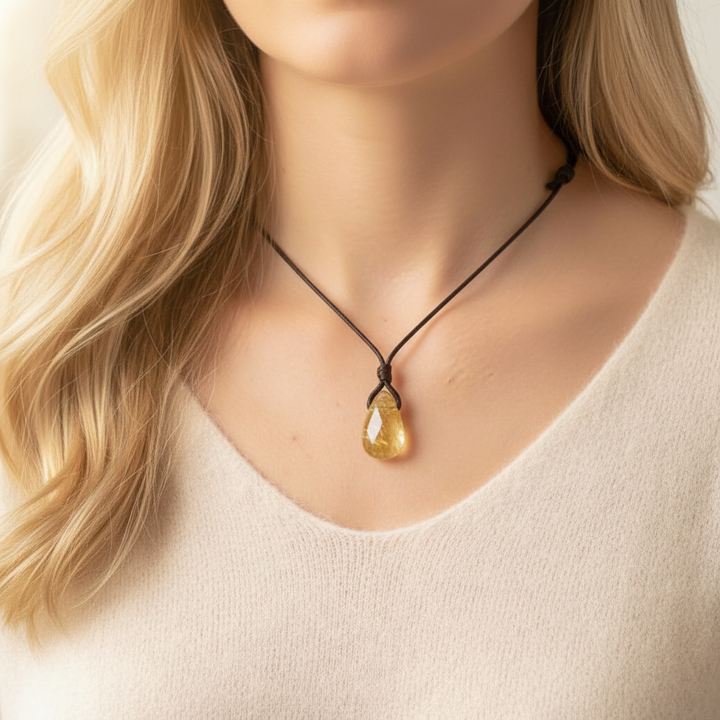 Rutilated Quartz Pendant Necklace - Adjustable Bohemian Style