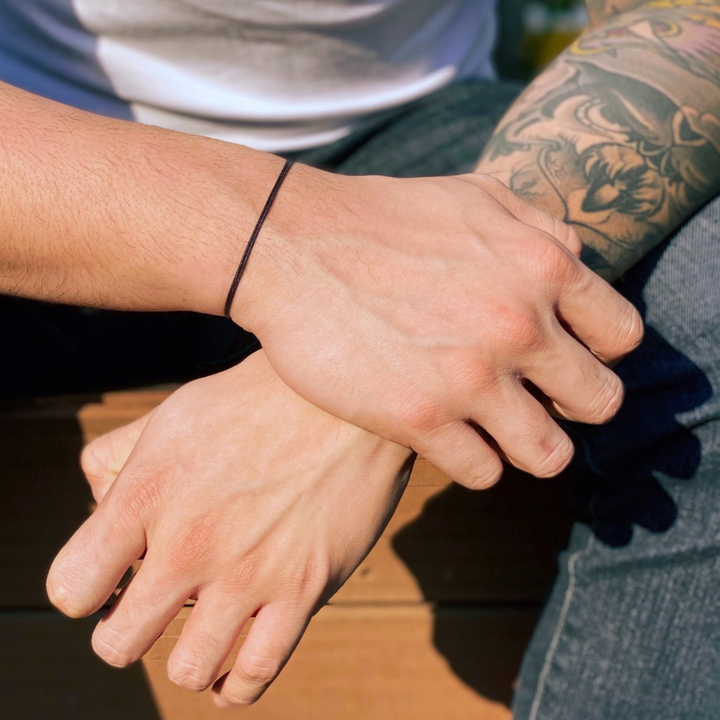 BLACK ADJUSTABLE CORD BRACELET-Luck Strings